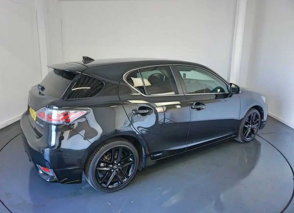 2016-lexus-ct-200h-18-sport-big-9