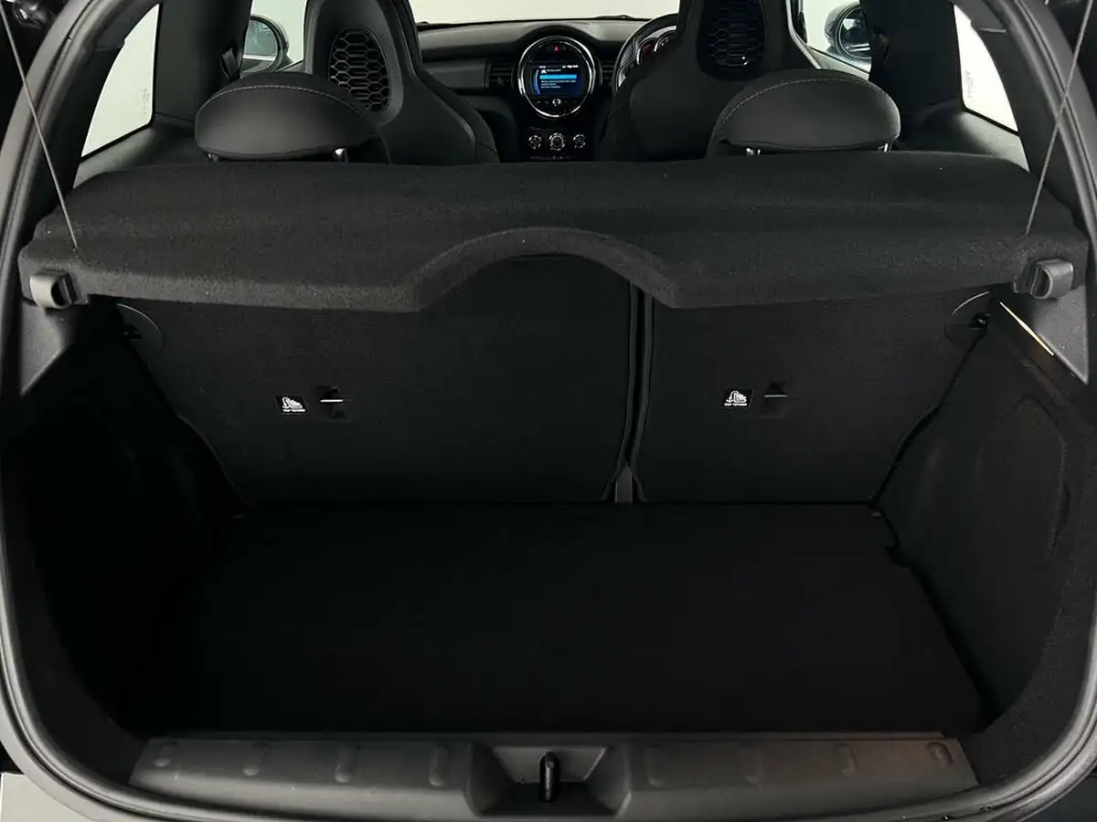 2019-mini-cooper-15-cooper-sport-hatchback-3d-big-9