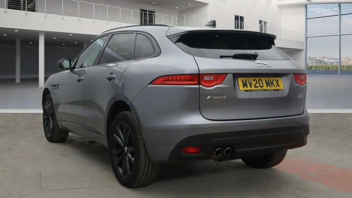2020-jaguar-f-pace-20-i4d-chequered-flag-180ps-big-4