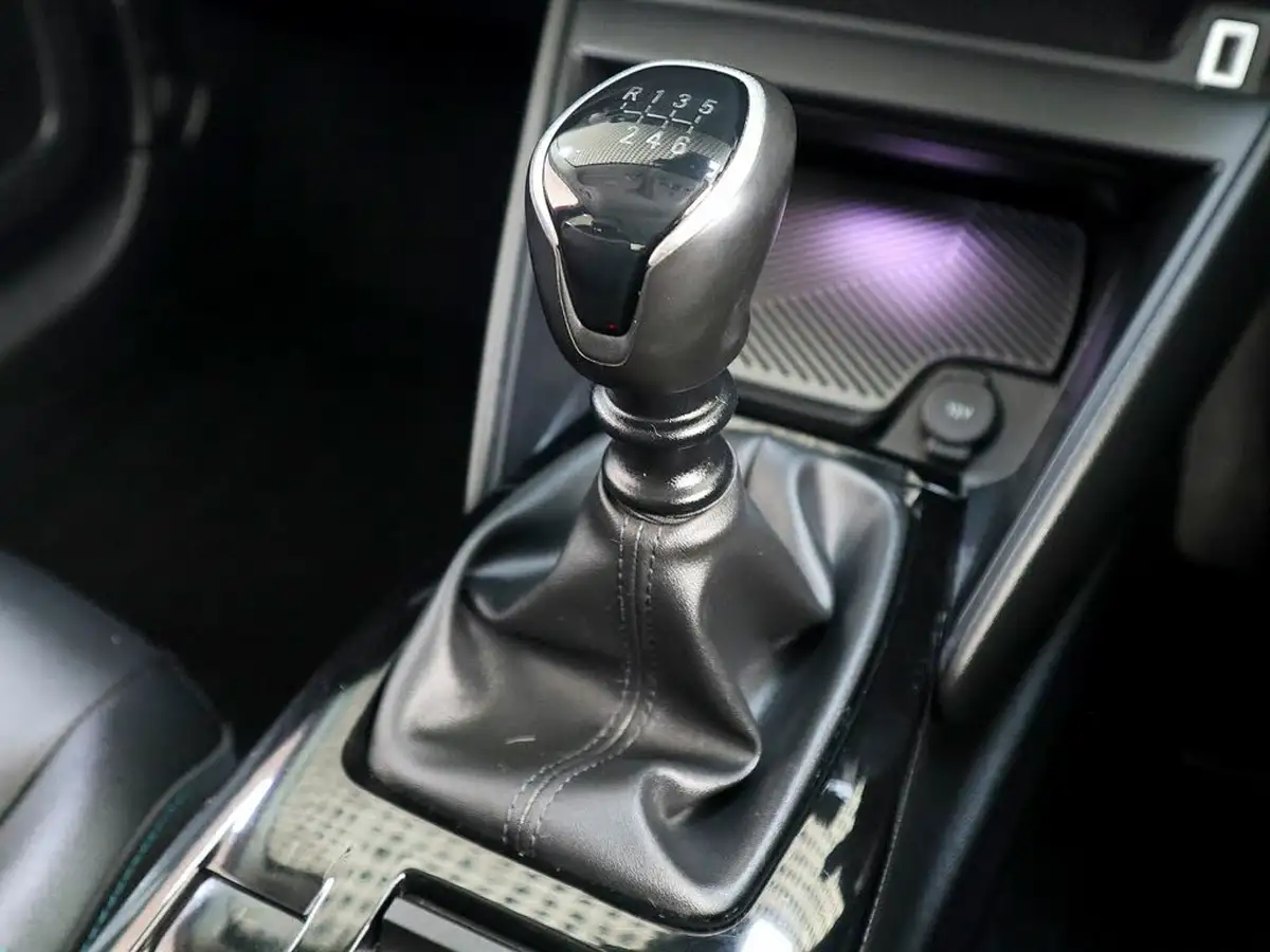 2021-citroen-c4-12-puretech-shine-130ps-big-33