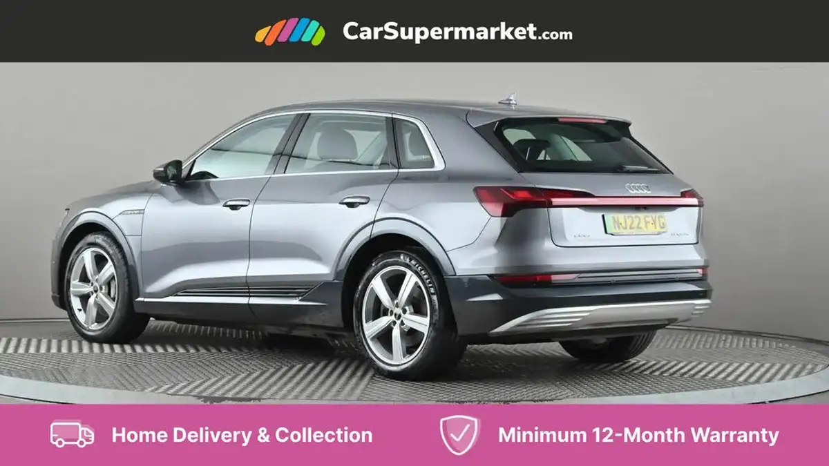 2022-audi-e-tron-55e-technik-station-wagon-big-3