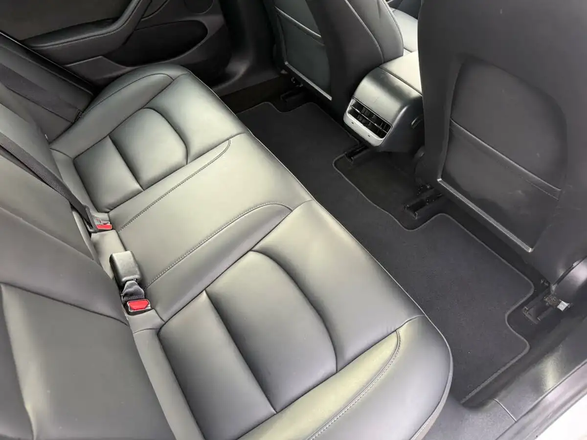 2021-tesla-model-3-e-long-range-awd-big-48
