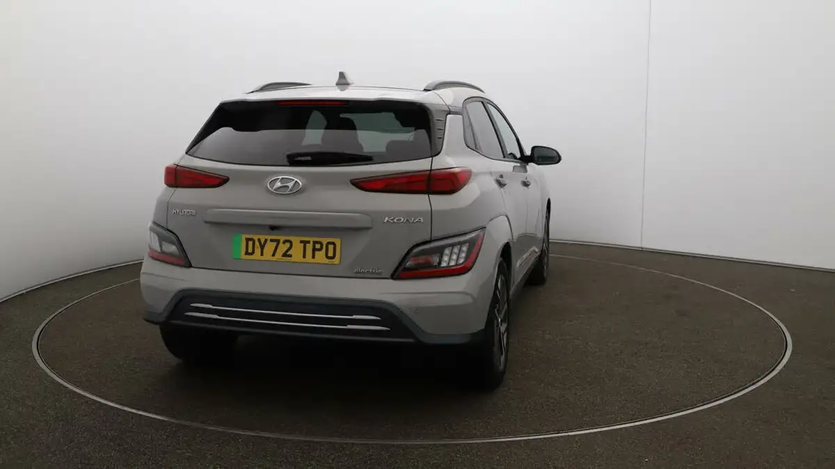 2022-hyundai-kona-e-premium-204ps-64kwh-7kw-obc-big-50