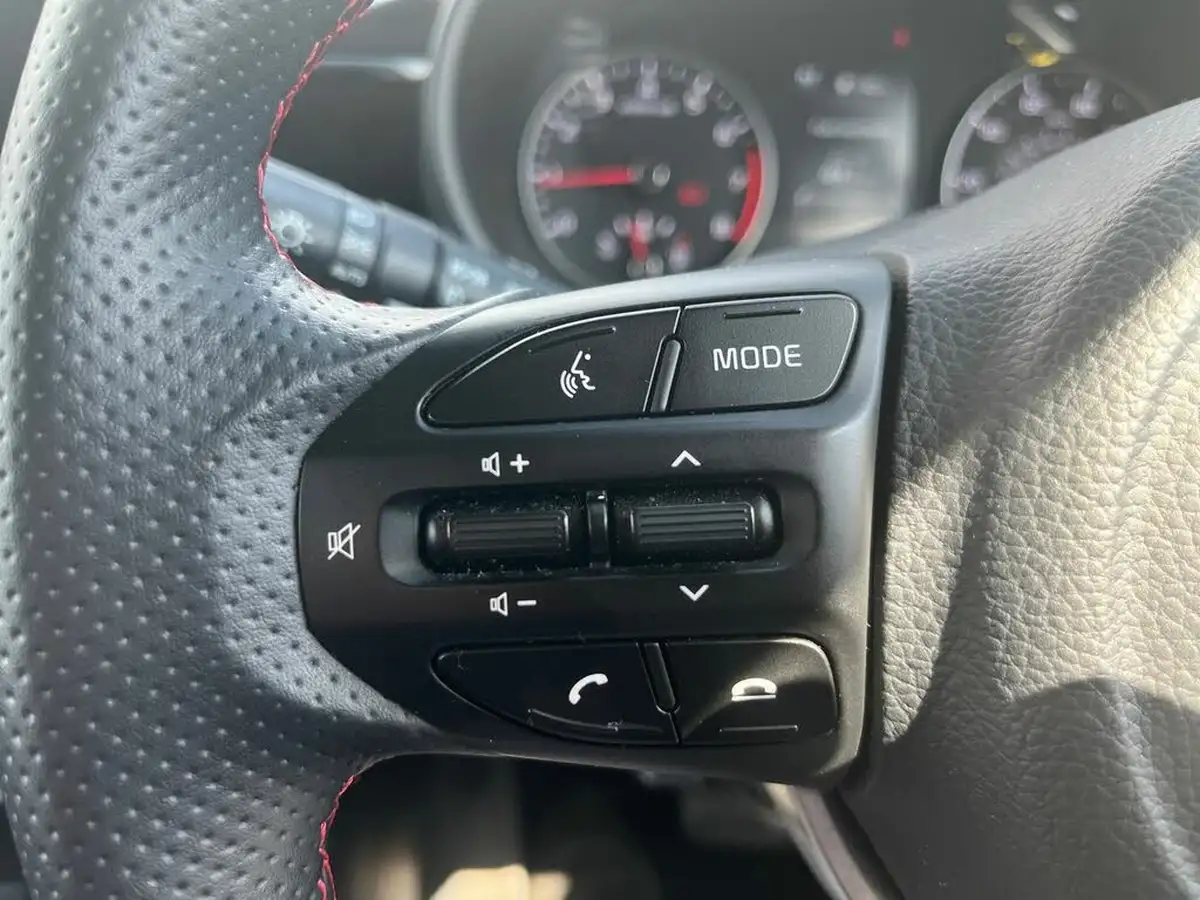2023-kia-picanto-10-gt-line-auto-seq-big-20