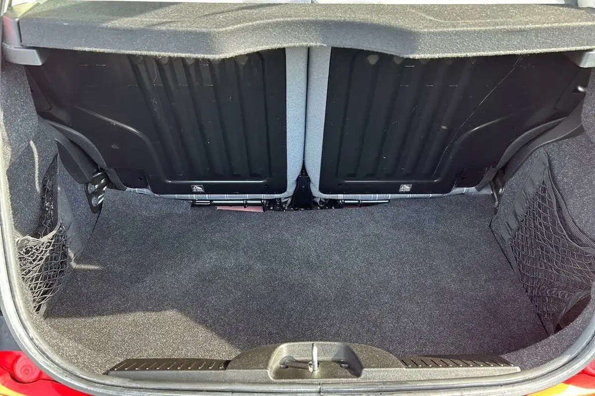 2019-fiat-500-12-lounge-ss-big-18