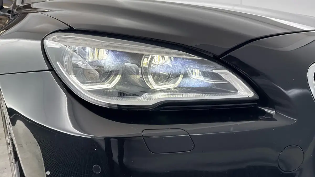 2016-bmw-6-series-44-m6-gran-coupe-4d-big-30
