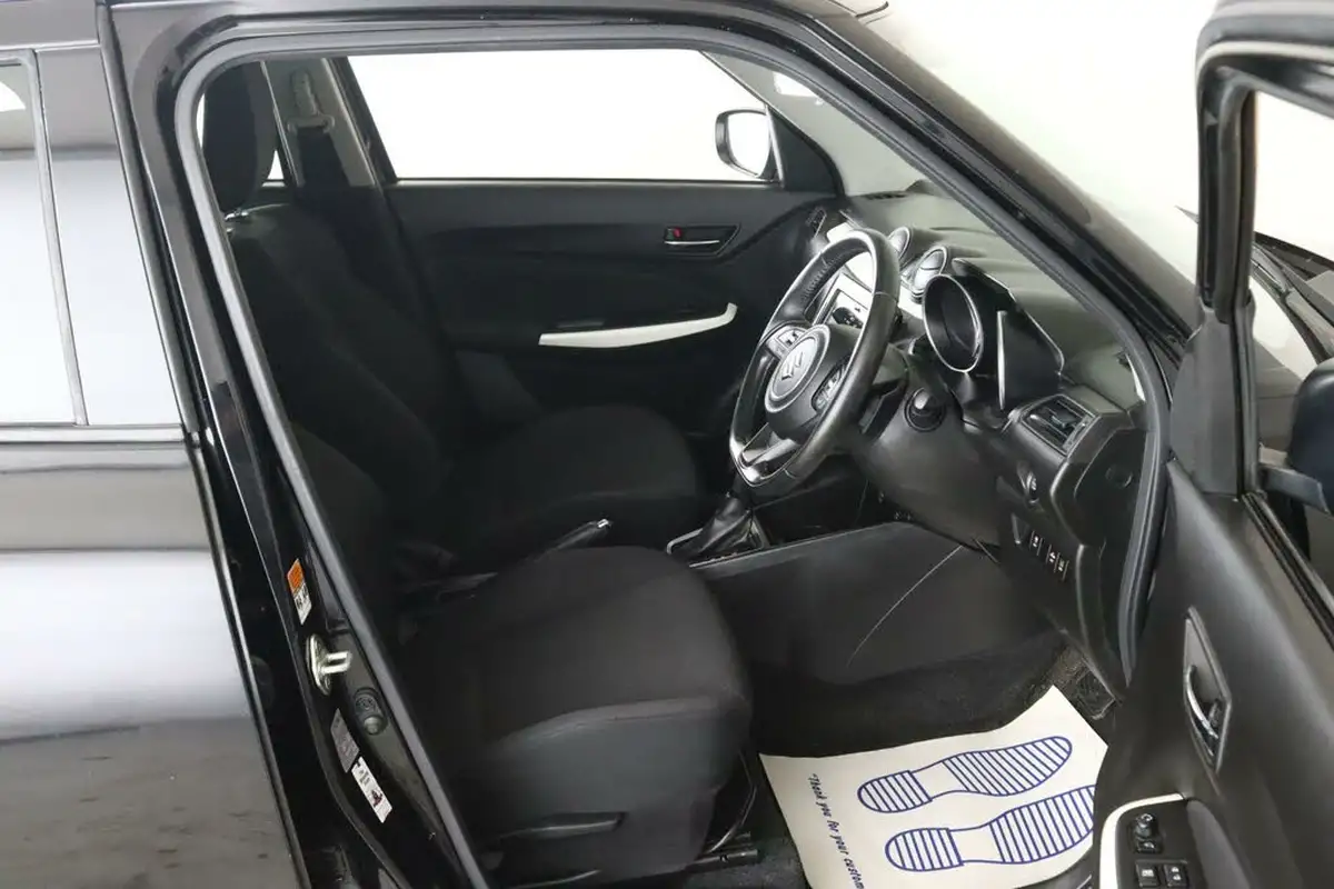 2020-suzuki-swift-10-boosterjet-sz5-auto-big-9