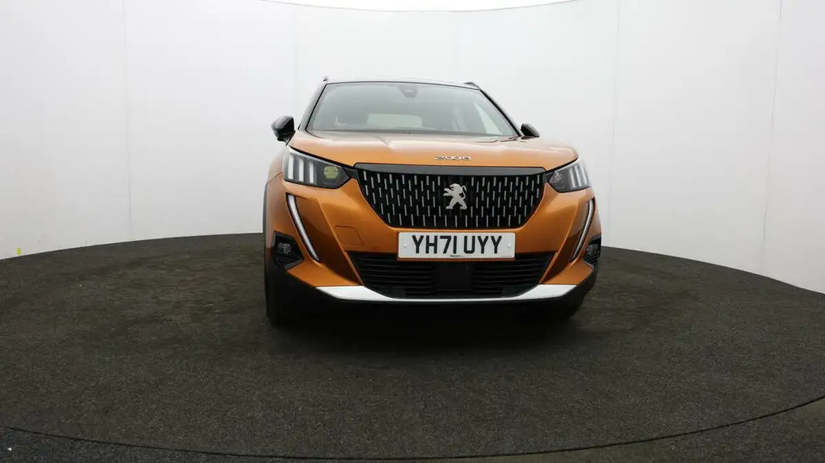 2021-peugeot-2008-suv-12-puretech-gt-big-44