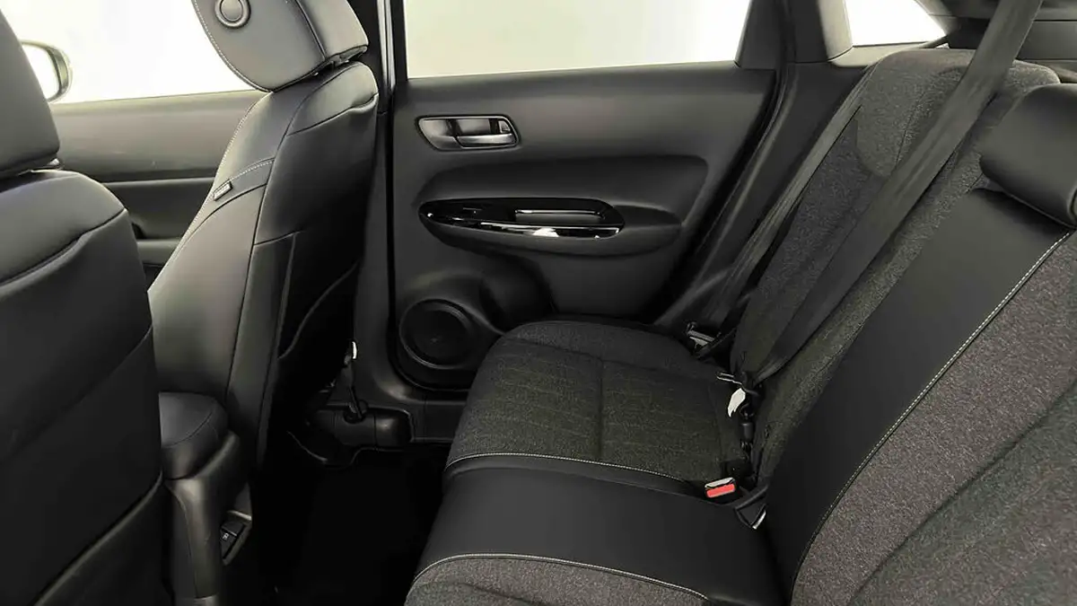2023-honda-jazz-15-i-mmd-ex-107ps-big-10