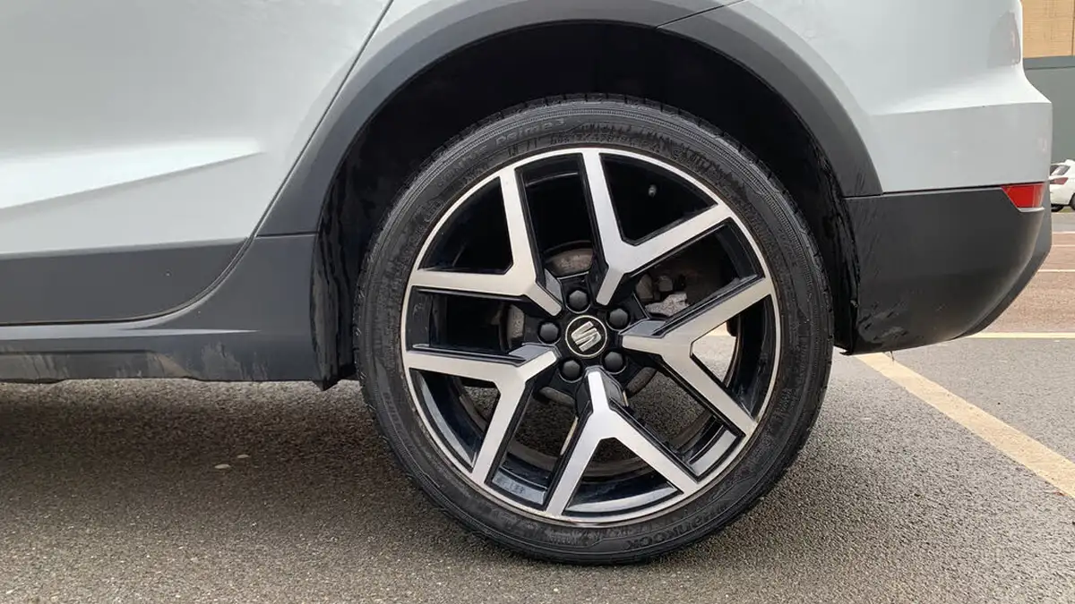 2020-seat-arona-15-tsi-evo-fr-sport-big-14