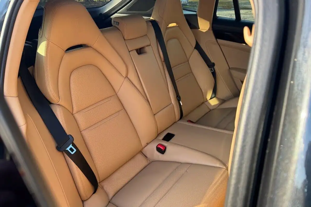 2018-porsche-panamera-29-v6-4-e-hybrid-sport-turismo-big-36