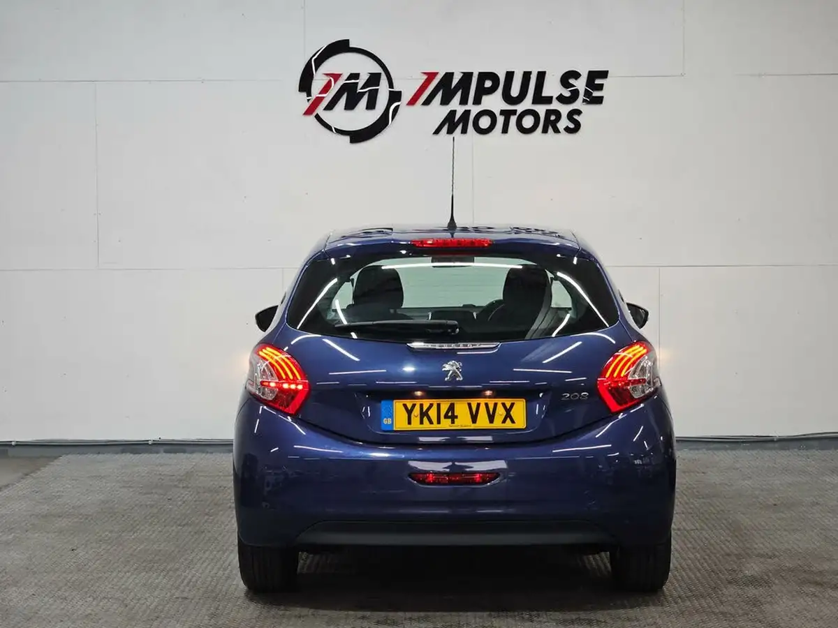 2014-peugeot-208-12-active-vti-3d-big-6