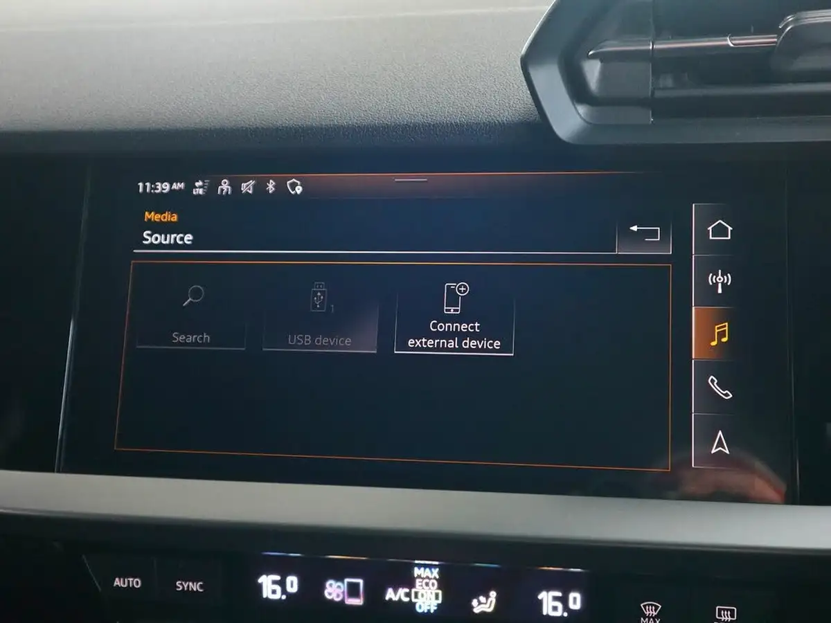 2020-audi-a3-15-35-tfsi-sport-saloon-4d-1498cc-s-tronic-big-32