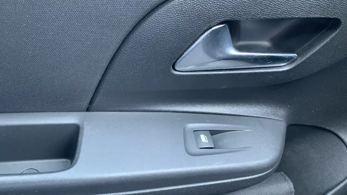 2020-vauxhall-corsa-12i-se-premium-big-40