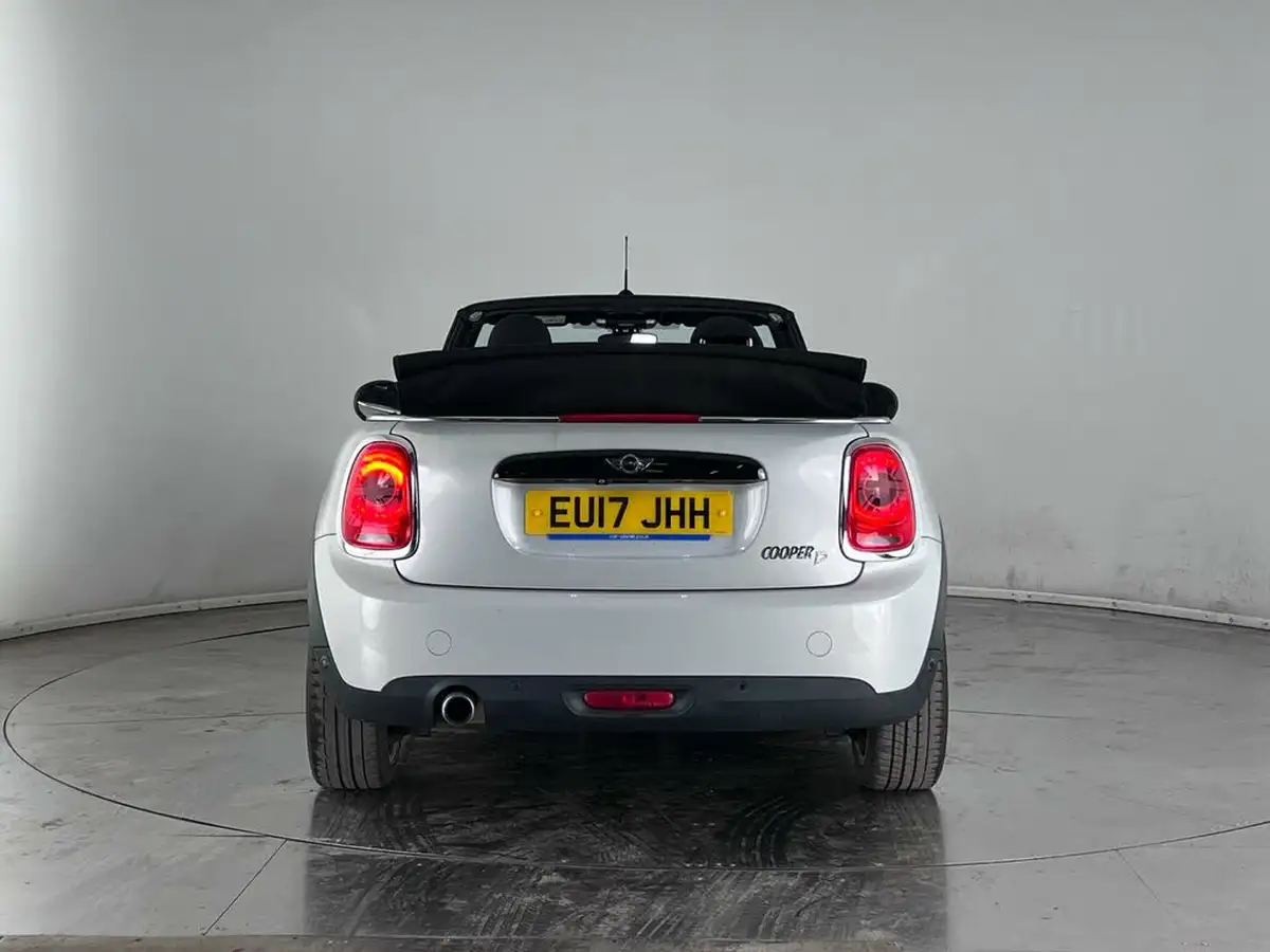 2017-mini-cooper-15td-cooper-d-ss-convertible-2d-big-4