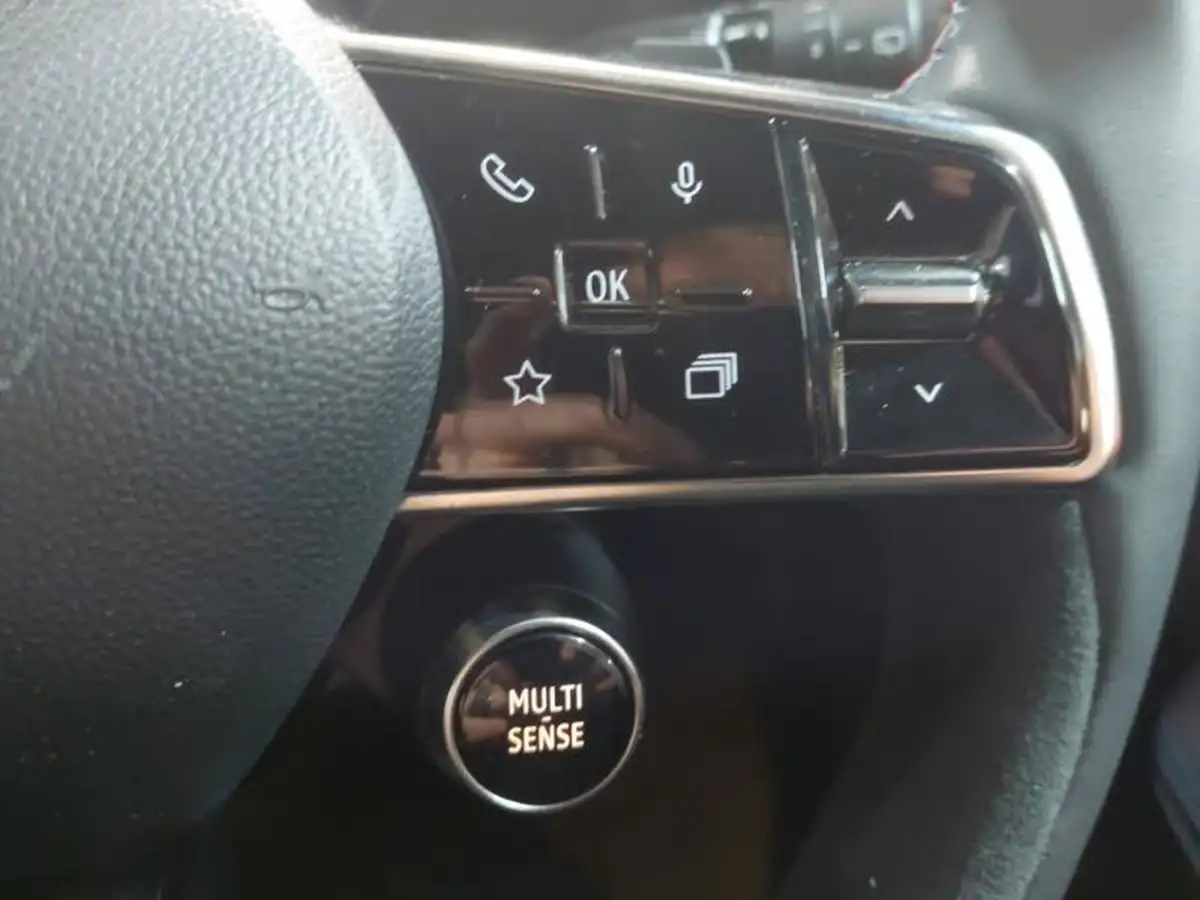2024-renault-scenic-e-tech-e-esprit-alpine-big-11