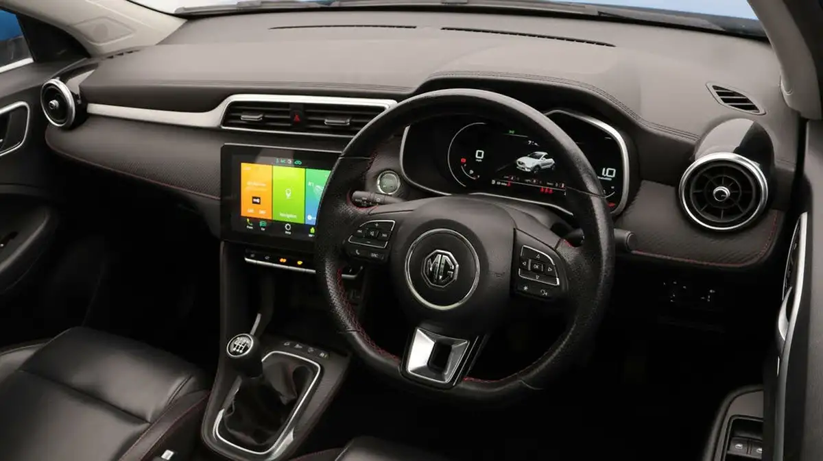 2022-mg-zs-suv-10t-gdi-exclusive-big-9
