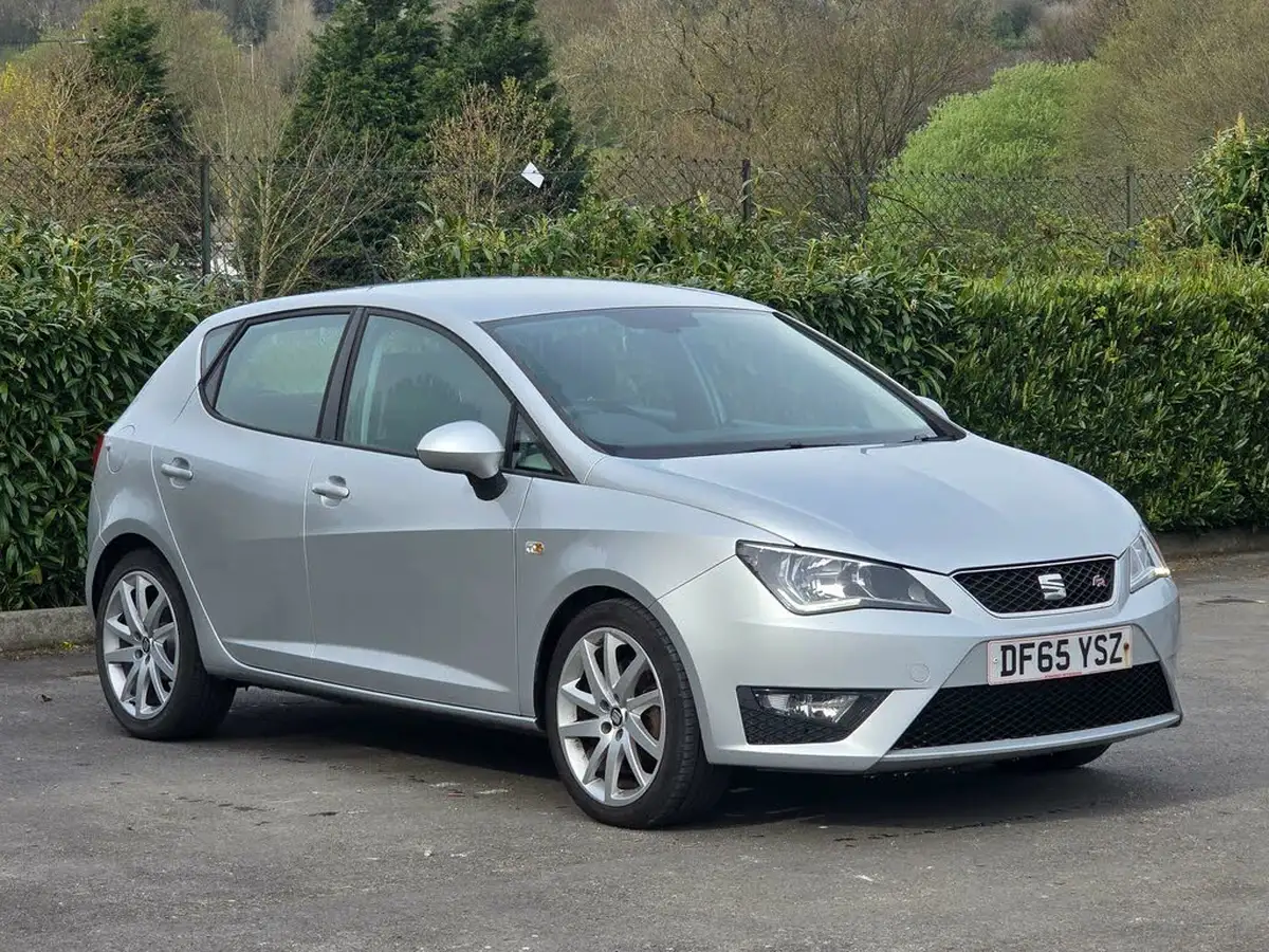 2016-seat-ibiza-14-ecotsi-fr-hatchback-5d-big-2