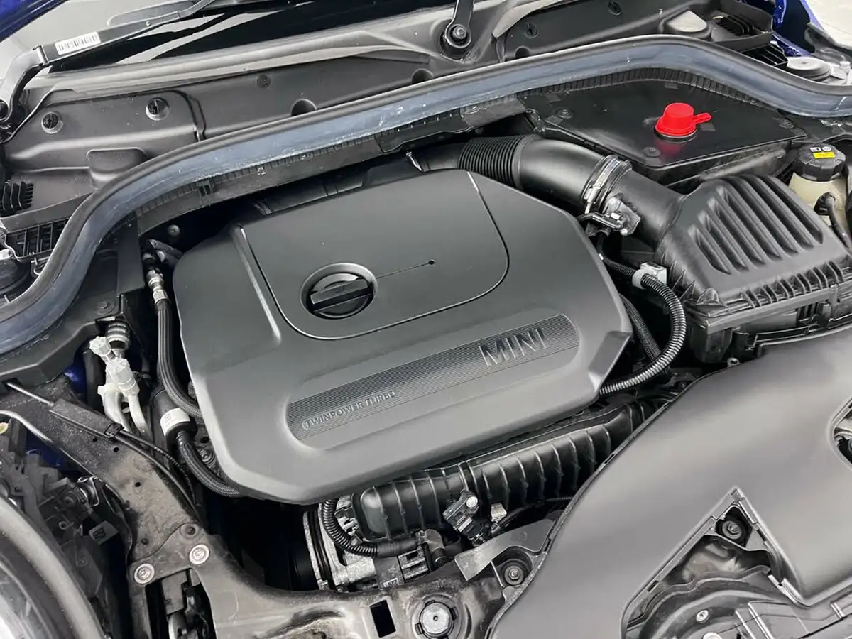 2019-mini-cooper-15-cooper-classic-hatchback-3d-auto-big-8