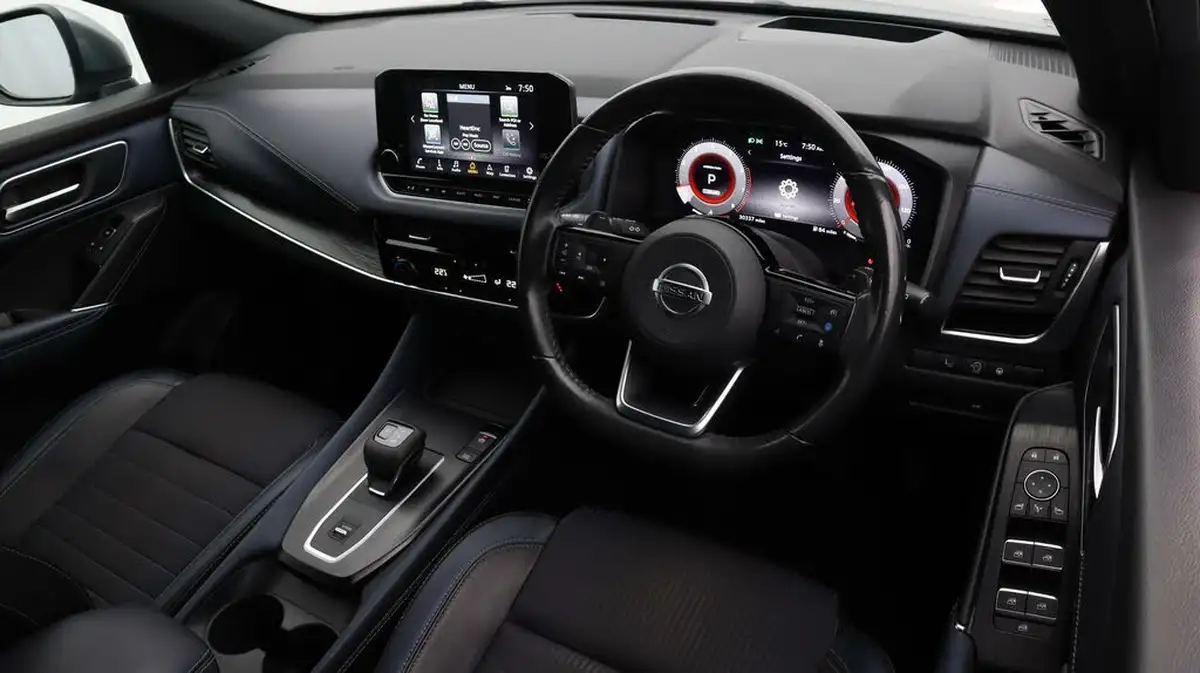 2022-nissan-qashqai-13-dig-t-tekna-158ps-xtronic-big-9