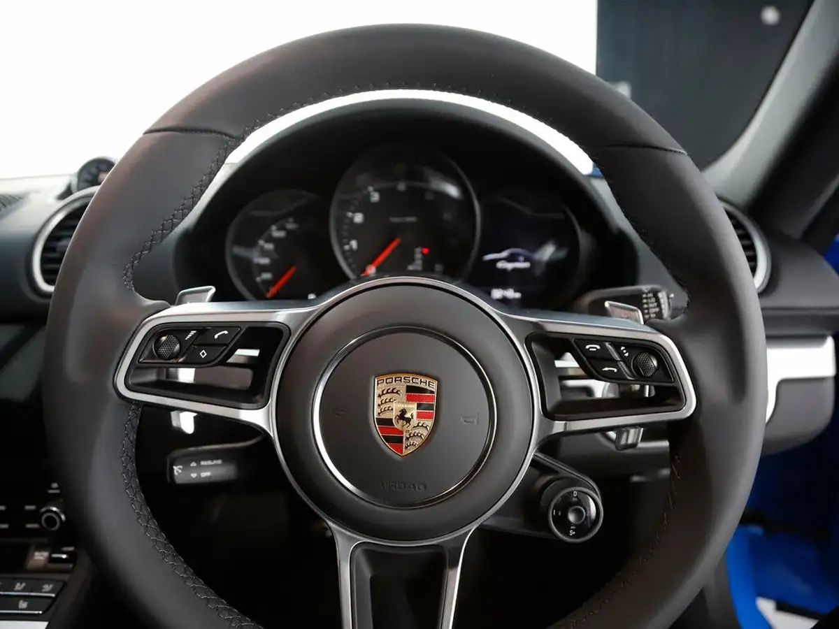 2024-porsche-cayman-718-20-cayman-pdk-big-11