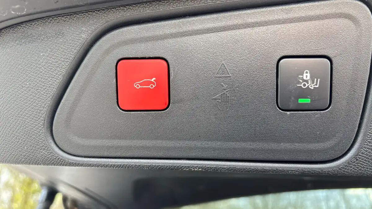 2021-peugeot-3008-suv-12-puretech-gt-premium-big-20