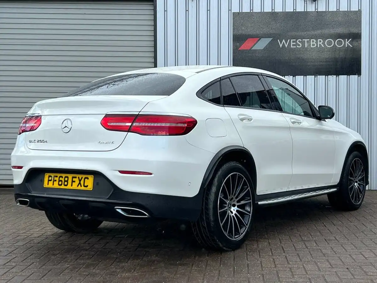 2018-mercedes-benz-glc-class-21d-glc250d-amg-line-premiumss-coupe-4d-big-2