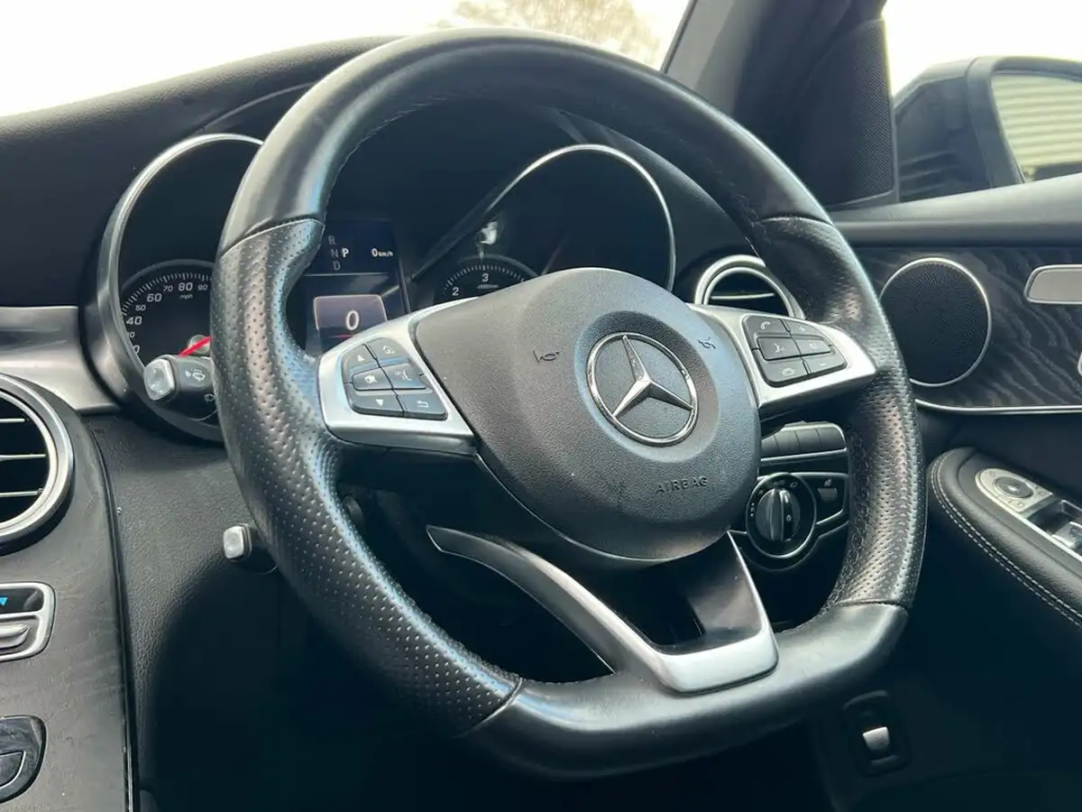 2018-mercedes-benz-glc-class-21d-glc250d-amg-line-premiumss-coupe-4d-big-26
