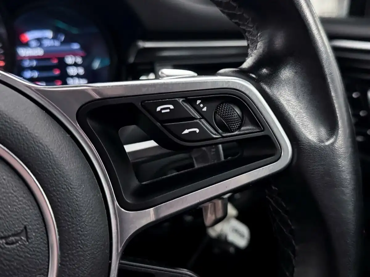 2019-porsche-macan-30-v6-s-big-36