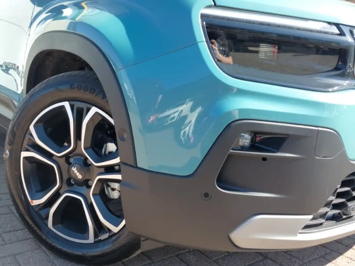 2025-jeep-avenger-12-gse-summit-big-8