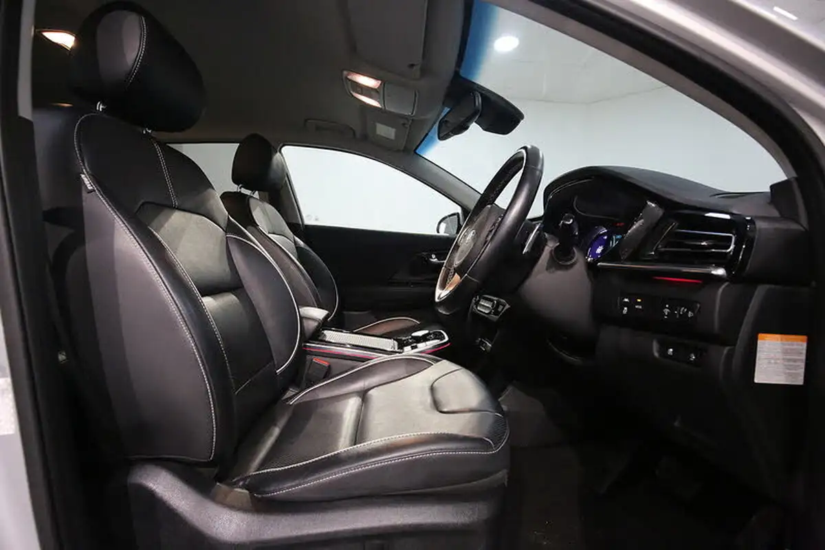 2020-kia-e-niro-ev-4-big-31