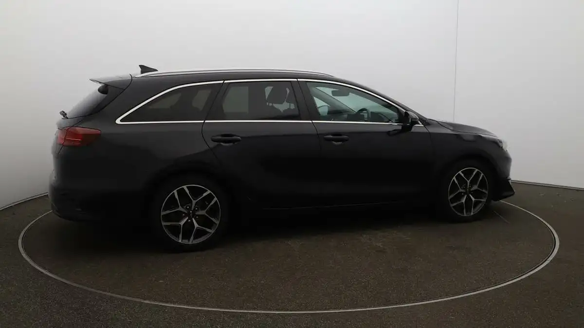 2022-kia-ceed-15-t-gdi-3-sportswagon-big-41