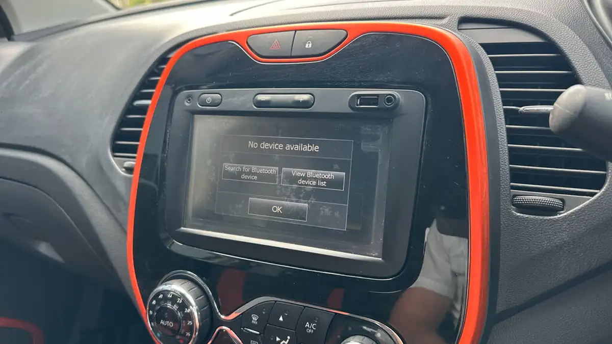2017-renault-captur-12-tce-dynamique-s-nav-big-30