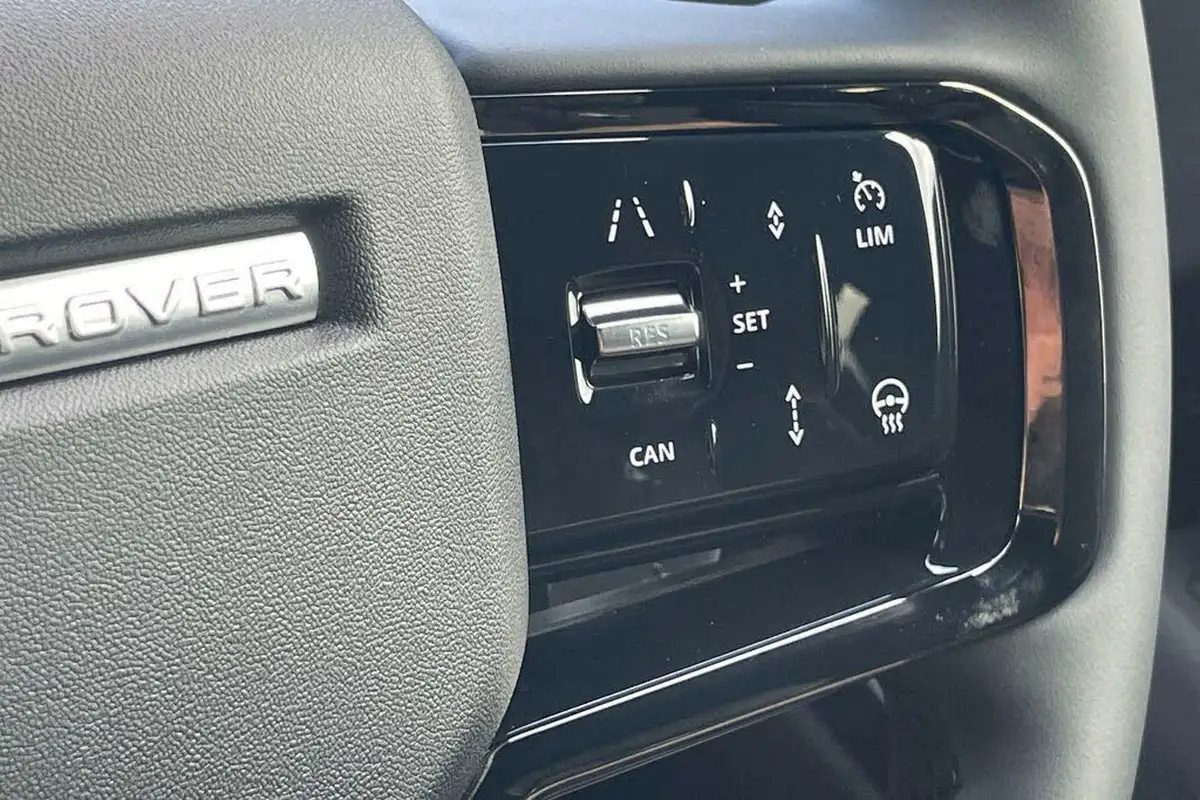 2024-land-rover-range-rover-evoque-20-d200-dynamic-se-big-41