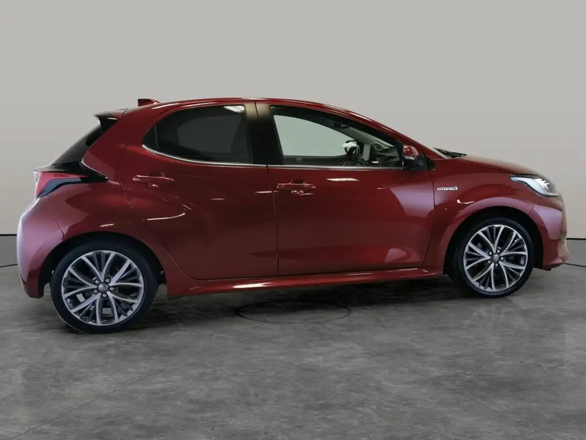 2021-toyota-yaris-15-vvt-i-excel-big-8