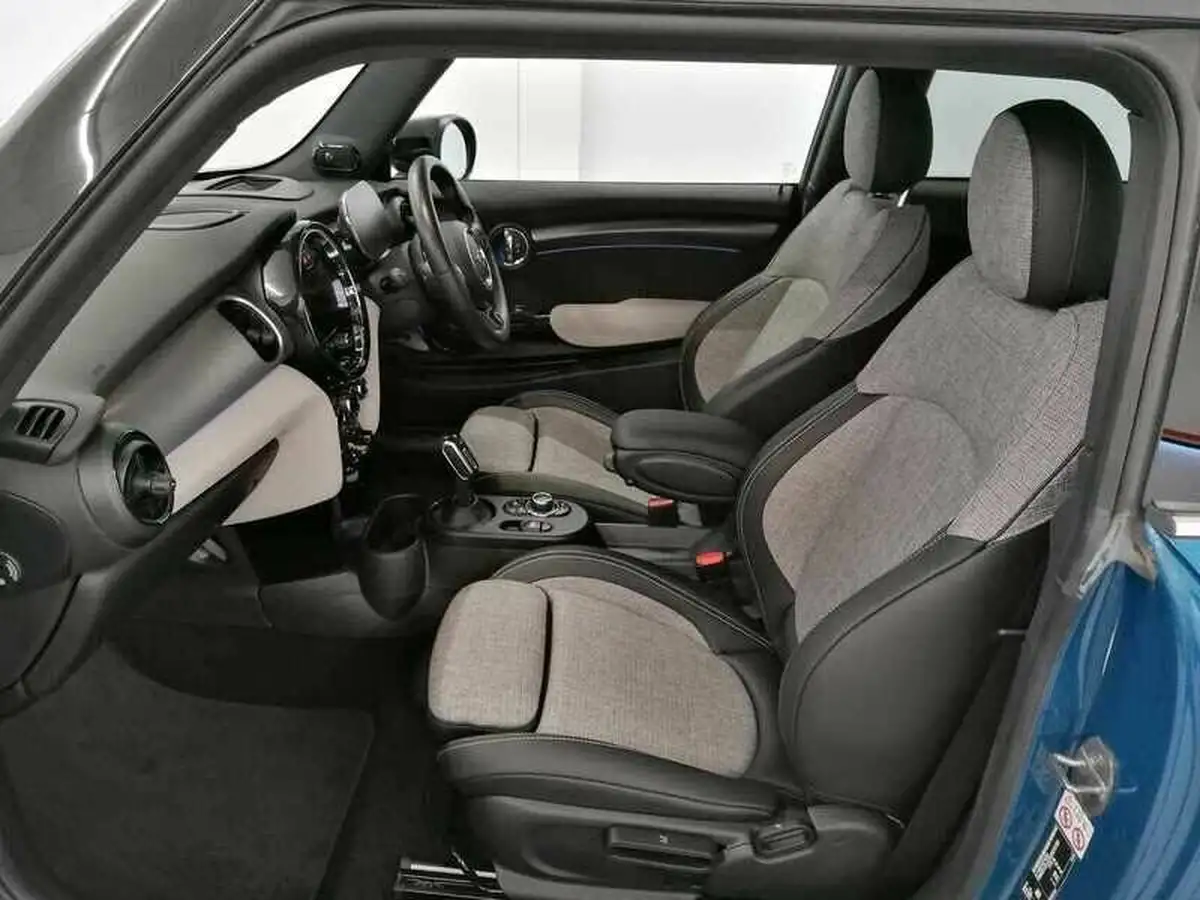 2021-mini-cooper-e-cooper-s-collection-edition-big-18
