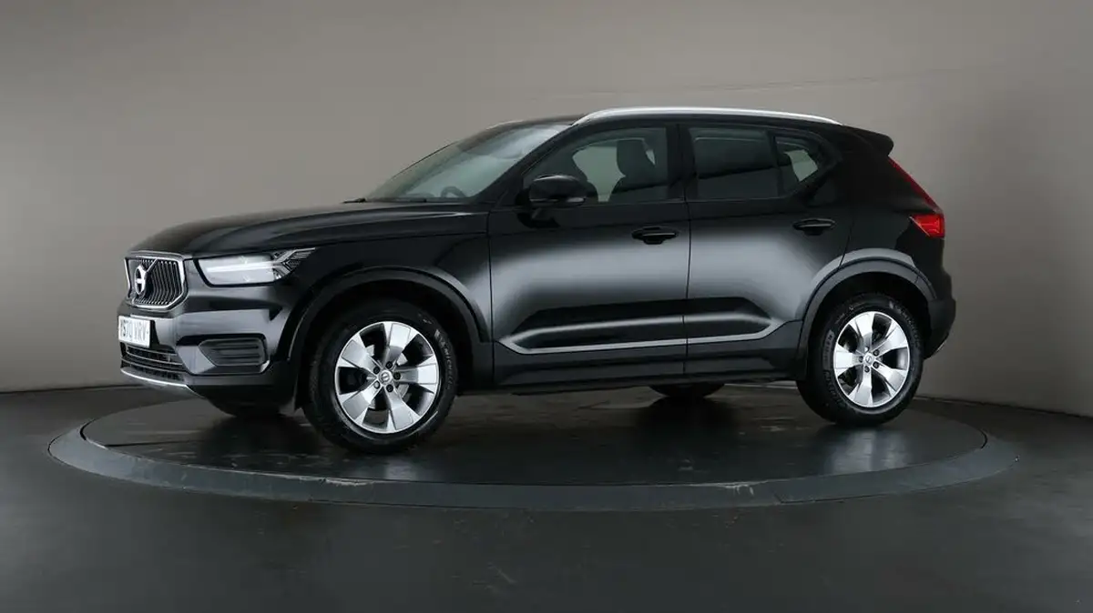 2020-volvo-xc40-20td-d3-momentum-geartronic-big-33