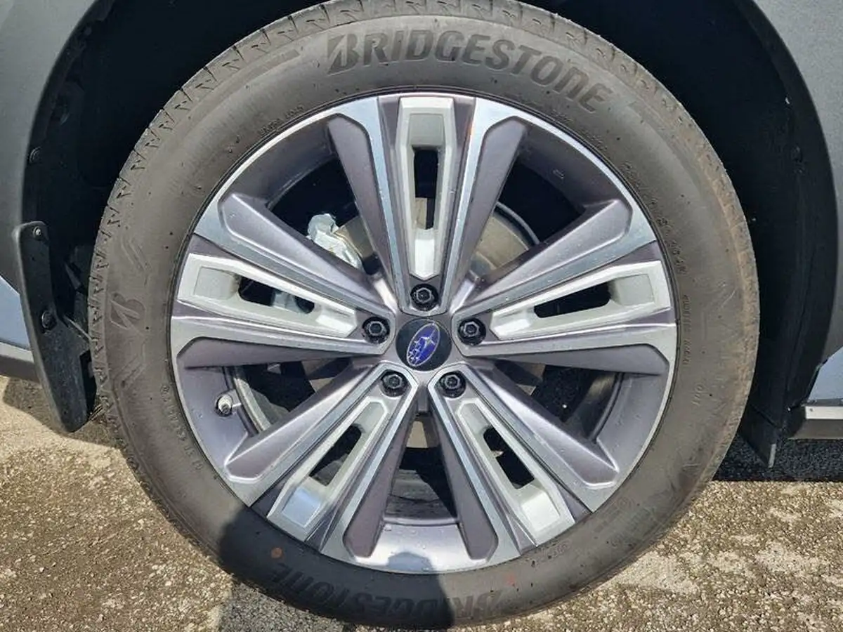 2023-subaru-solterra-e-touring-big-10
