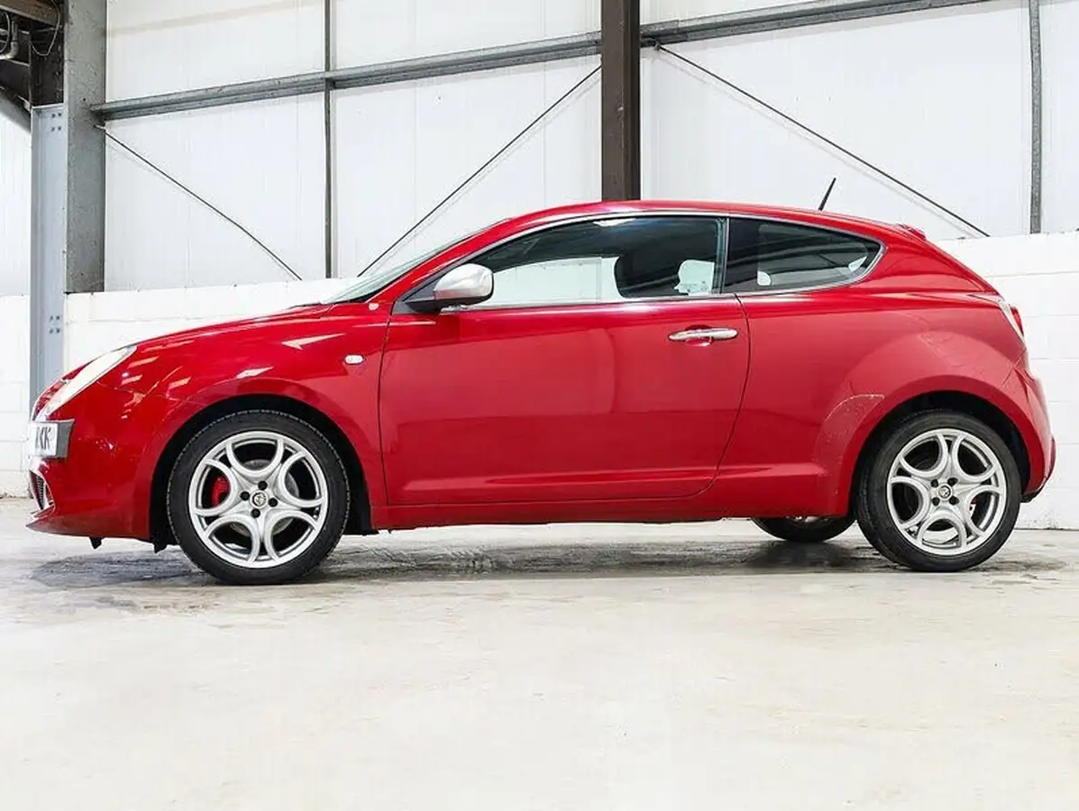 2011-alfa-romeo-mito-14-veloce-tb-multiair-135bhp-big-6