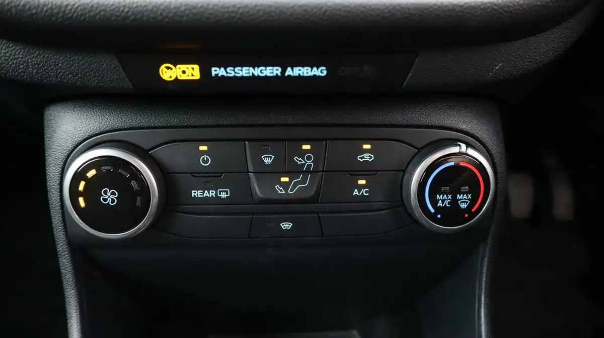 2022-ford-fiesta-10t-st-line-100ps-5d-big-12