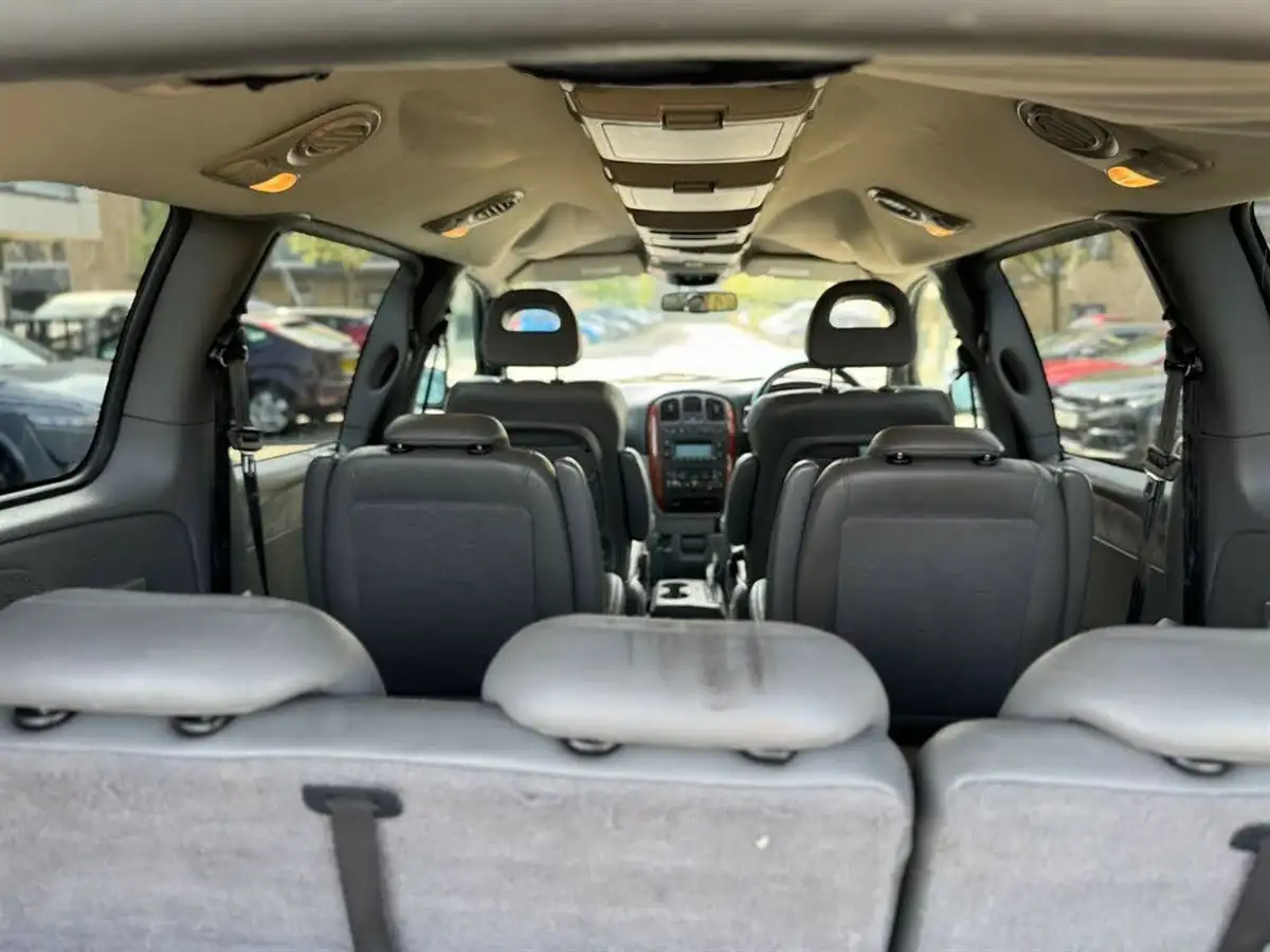 2006-chrysler-grand-voyager-33-limited-xs-big-41