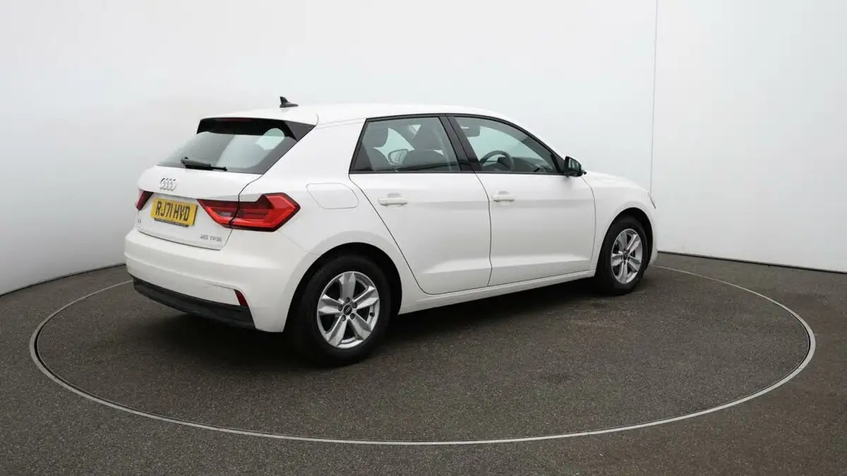2022-audi-a1-10-25-tfsi-technik-s-tronic-big-45