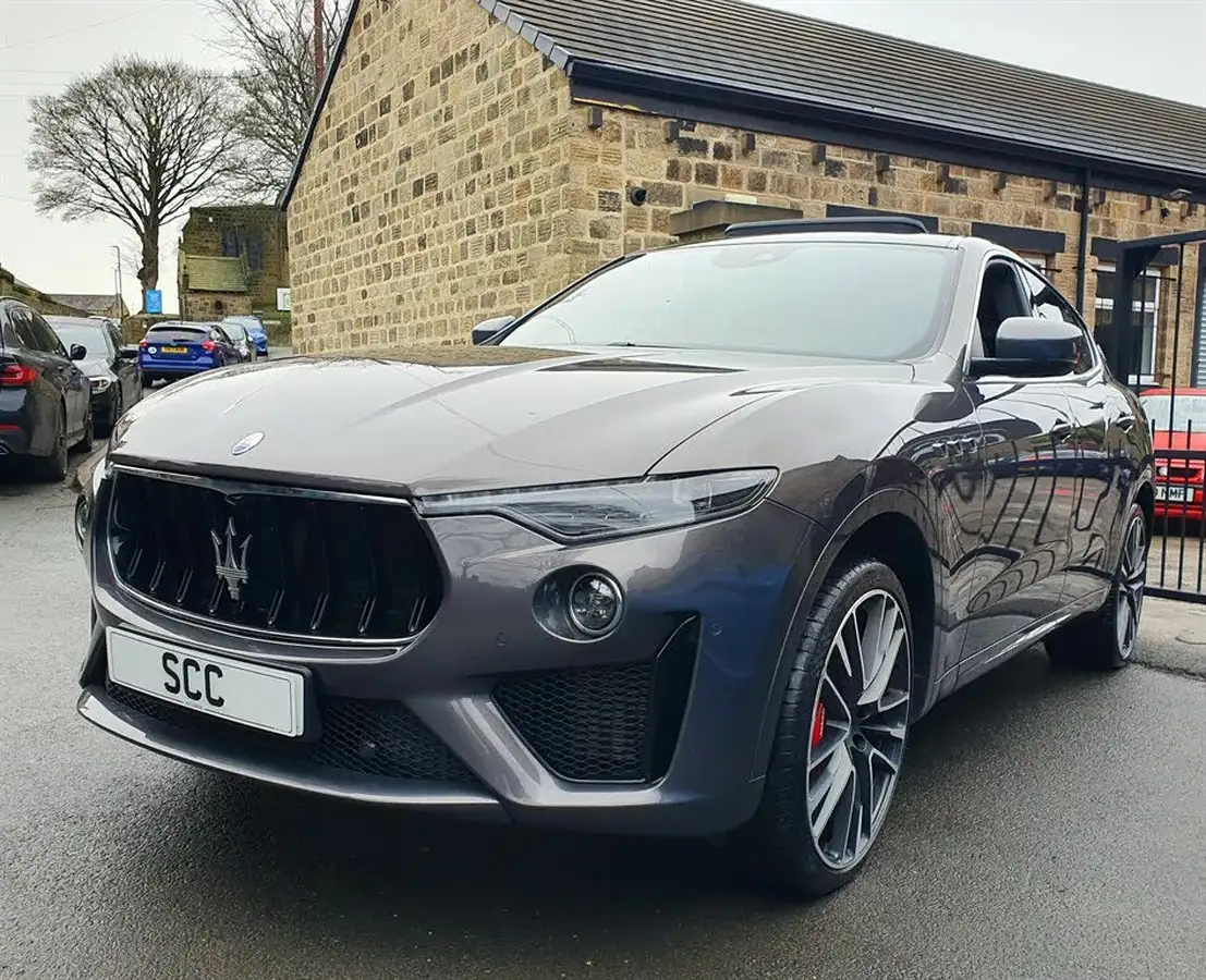 2020-maserati-levante-38-gts-big-3