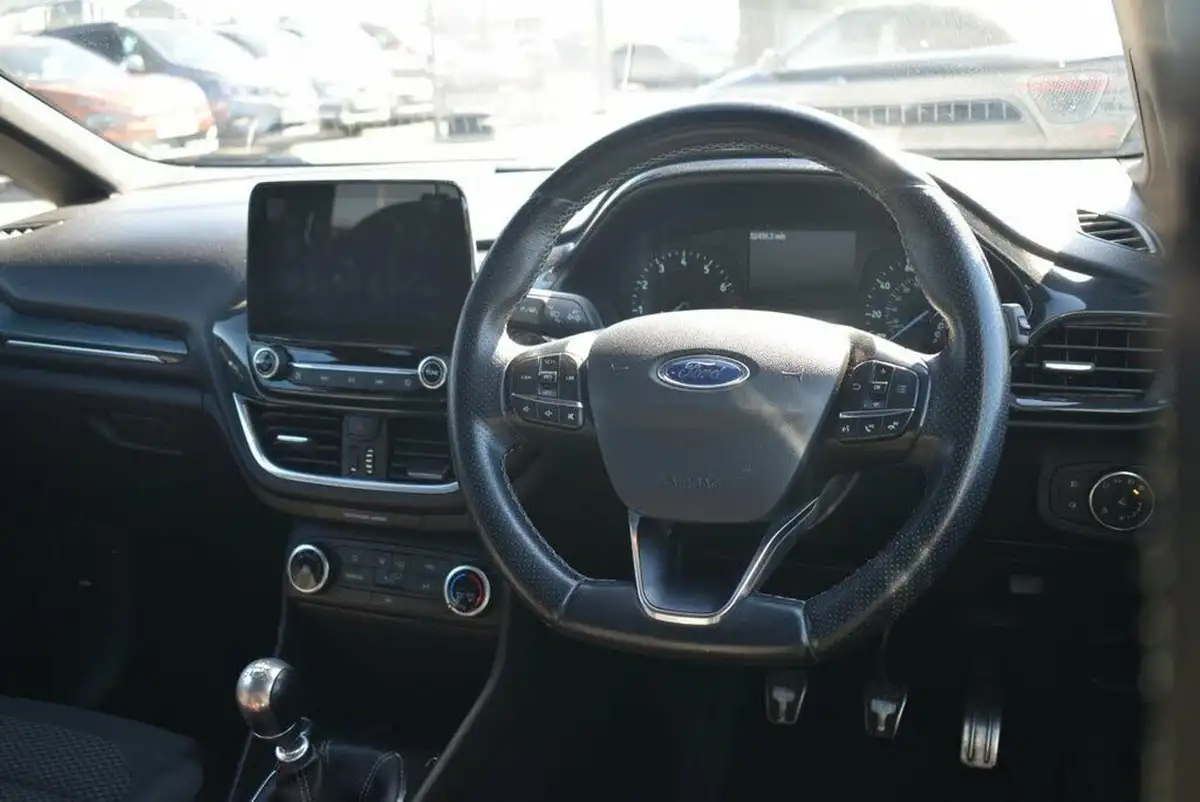 2018-ford-fiesta-10t-st-line-140ps-5d-big-2
