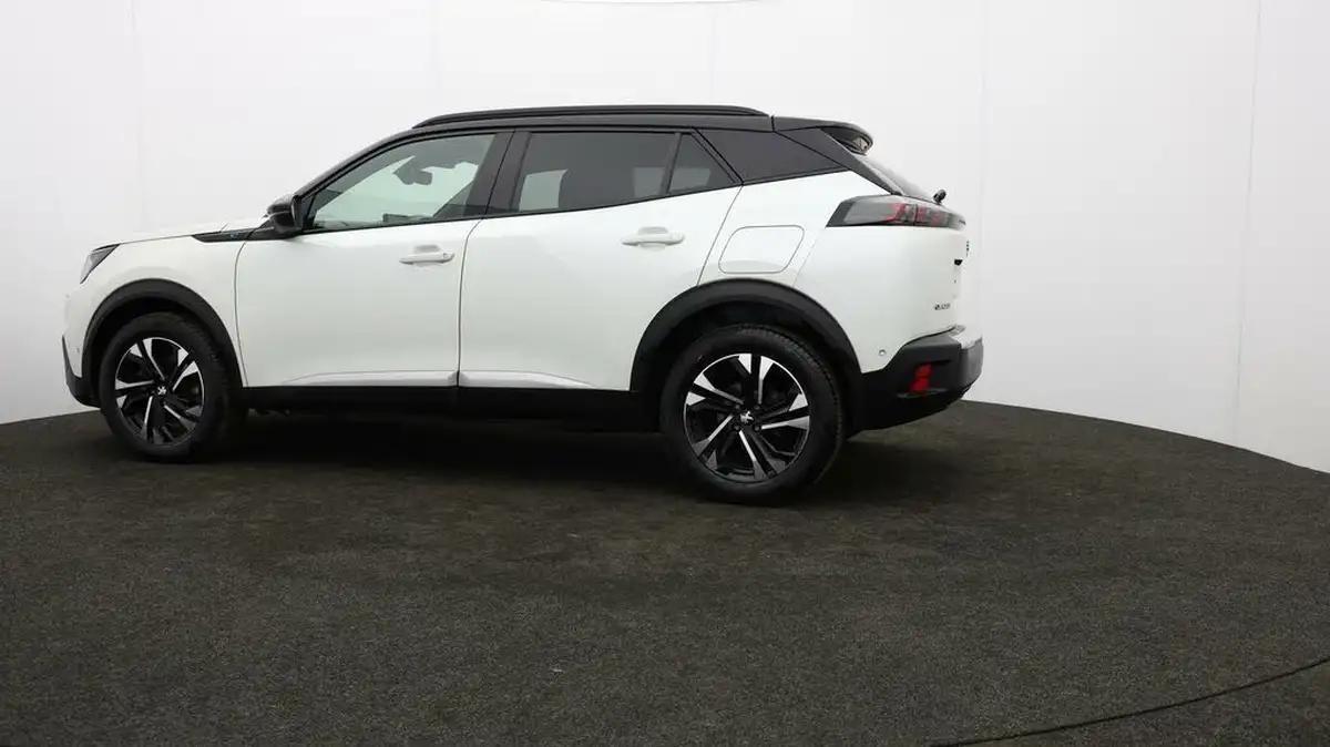 2021-peugeot-2008-suv-e-gt-big-63