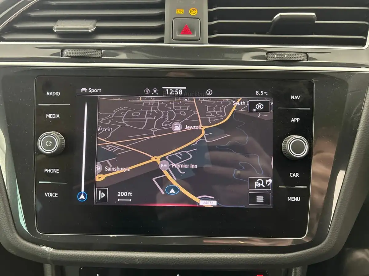 2022-volkswagen-tiguan-15-tsi-r-line-edition-big-17