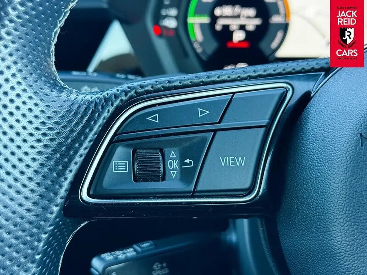2021-audi-a3-14-40-tfsi-e-s-line-big-10
