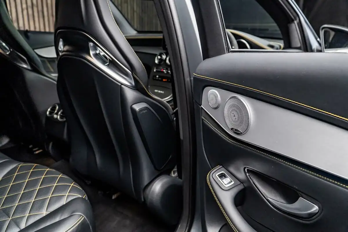 2018-mercedes-benz-glc-class-40-glc-amg-63-s-edition-1-510ps-coupe-4d-big-43