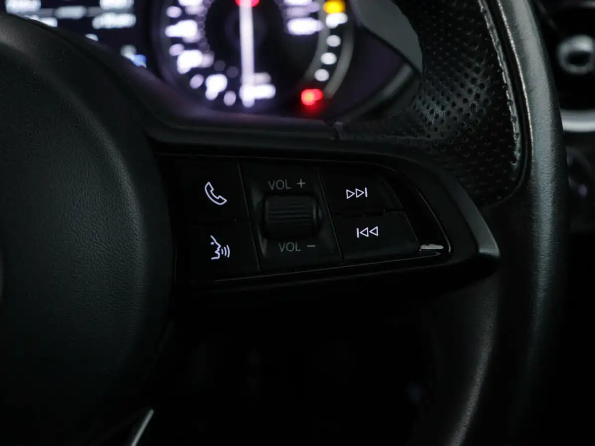 2022-alfa-romeo-stelvio-20-sprint-197bhp-big-25