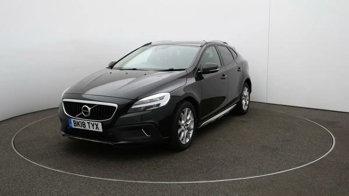 2018-volvo-v40-15-t3-cross-country-pro-big-27